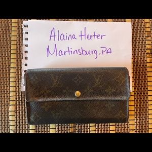 Authentic LV Sarah Wallet